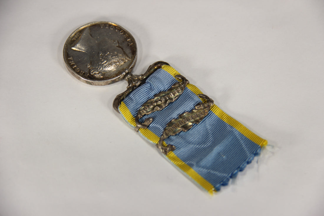 Great Britain 1854 Crimea Medal Dot Variant Unnamed With 2 x Clasps - Silver L022020