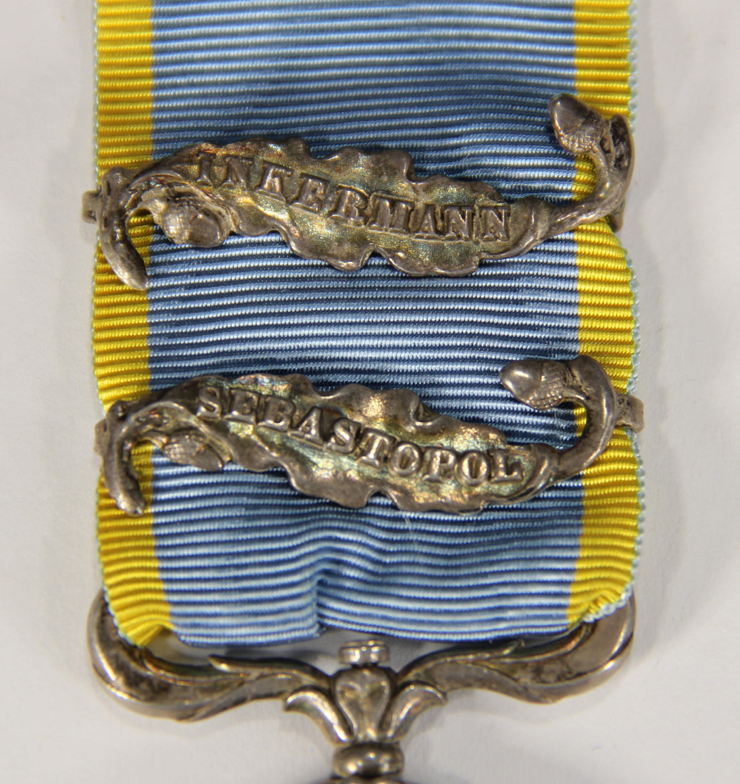 Great Britain 1854 Crimea Medal Dot Variant Unnamed With 2 x Clasps - Silver L022020