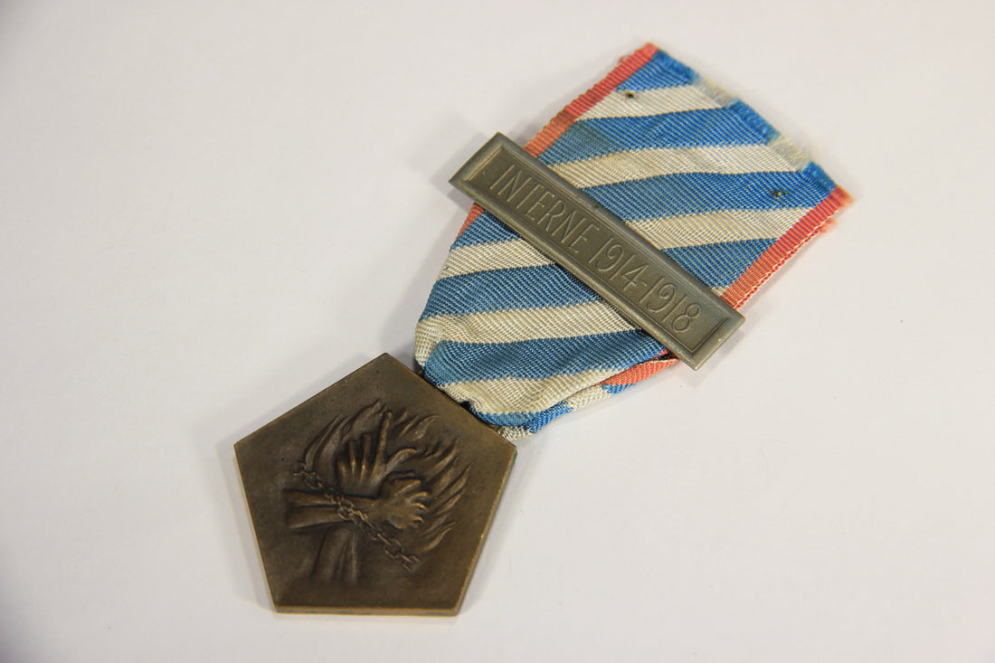 France 1948 WWI & WWII Médaille La Déportation Et De L'Internement Pour Faits De Résistance L022023
