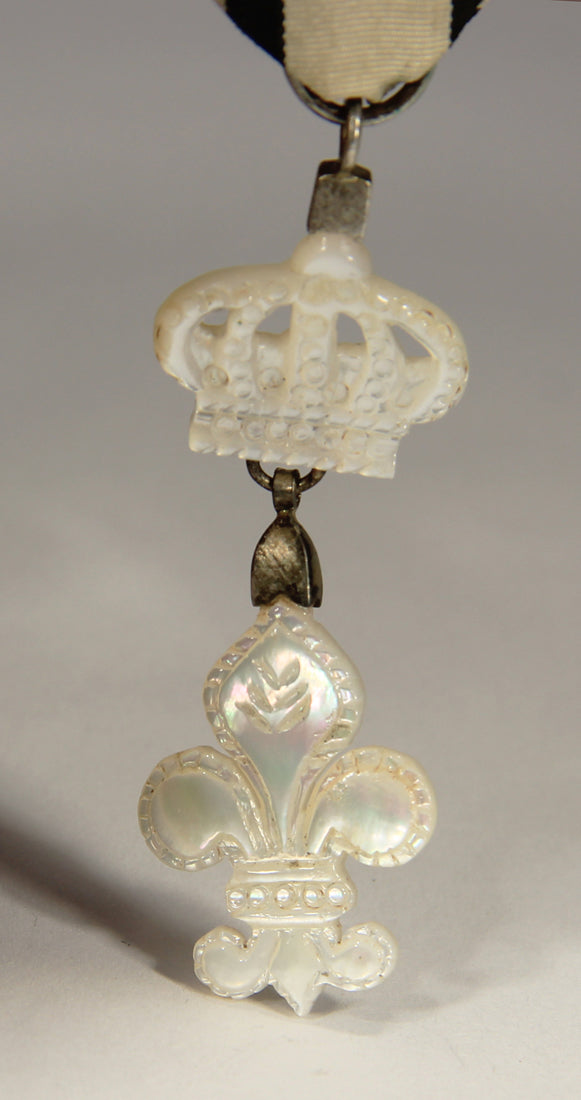 France 1814 Décoration Du Lys Louis XVIII - RARE Nacre - Mother Of Pearl Variant L022027
