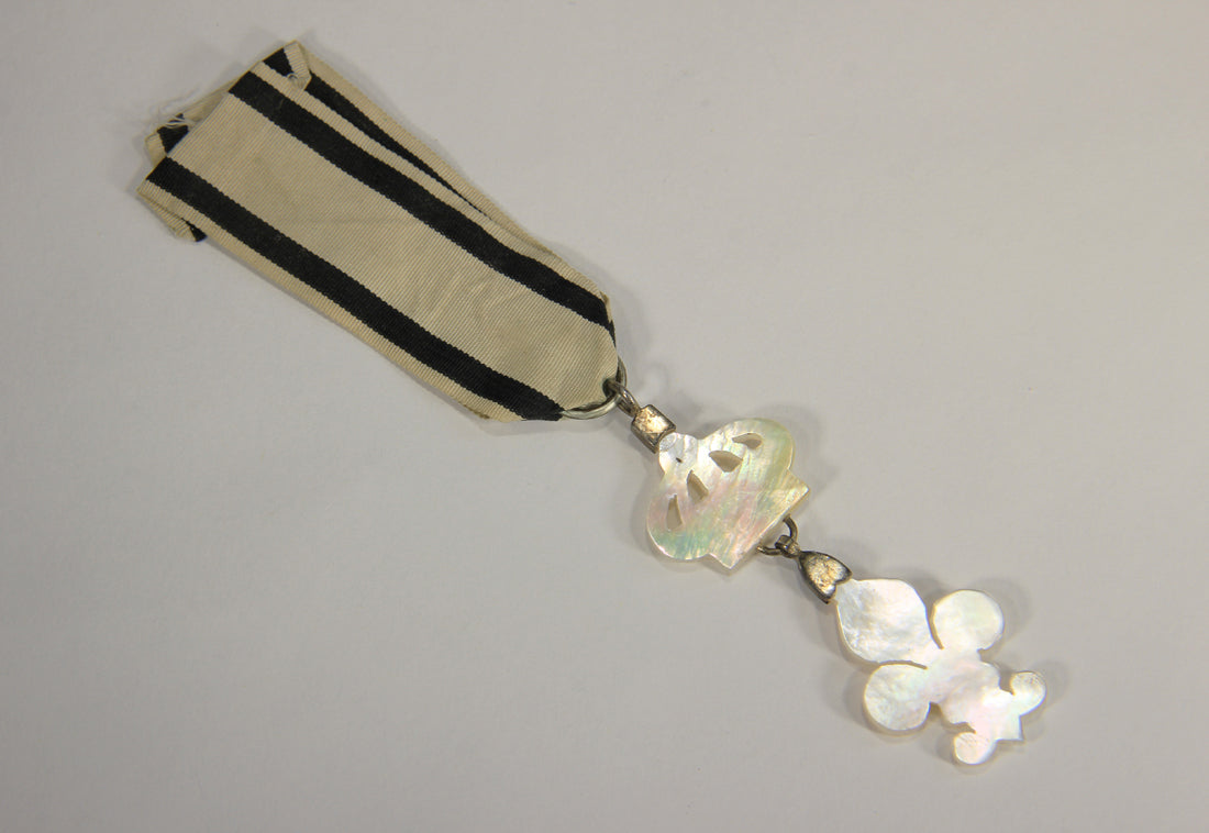 France 1814 Décoration Du Lys Louis XVIII - RARE Nacre - Mother Of Pearl Variant L022027
