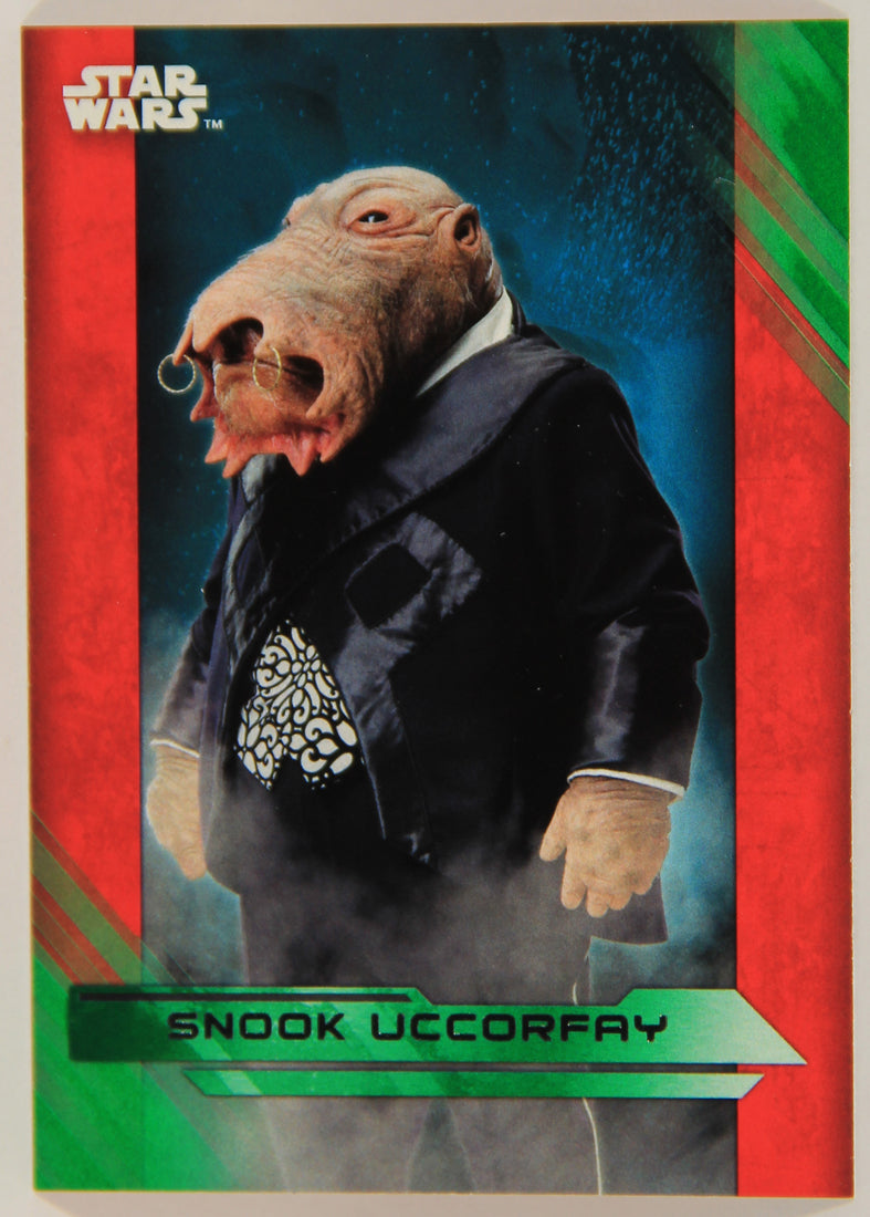Star Wars The Last Jedi 2017 Trading Card #37 Snook Uccorfay Green Parallel ENG L002283