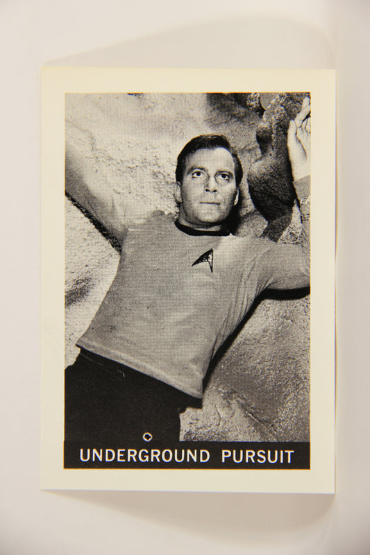 Star Trek 1981 REPRINT 1967 Leaf Trading Card #21 Underground Pursuit L005382