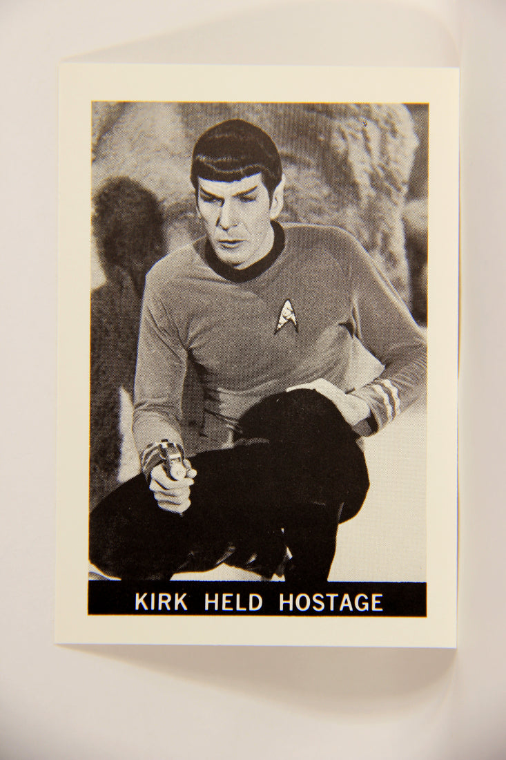 Star Trek 1981 REPRINT 1967 Leaf Trading Card #44 Kirk Held Hostage L005405