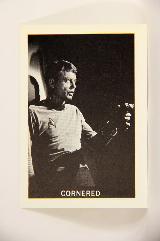 Star Trek 1981 REPRINT 1967 Leaf Trading Card #55 Cornered L005416