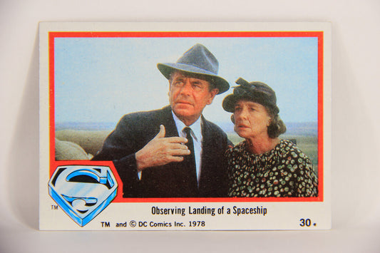 Superman The Movie 1978 Trading Card #30 Observing Landing Of A Spaceship L006049