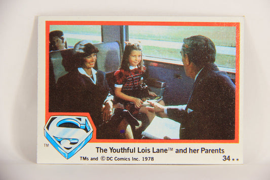 Superman The Movie 1978 Trading Card #34 The Youthful Lois Lane And Her Parents L006053