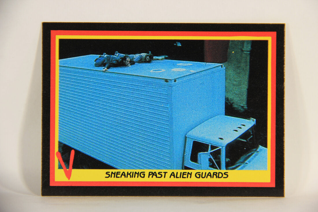 V Series 1984 TV Trading Card #55 Sneaking Past Alien Guards L006206