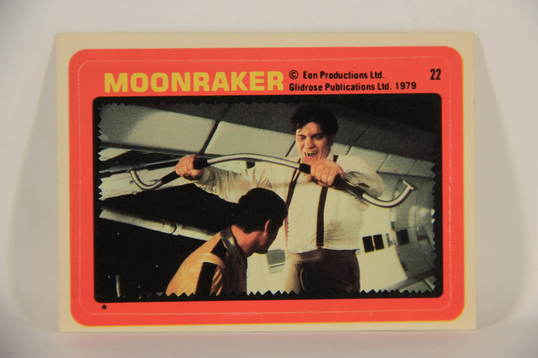 Moonraker James Bond 1979 Trading Card Sticker #22 Jaws And Bond 007 L006858
