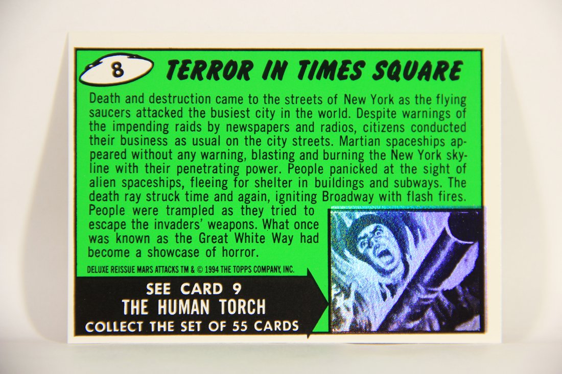 Mars Attacks 1994 Topps Trading Card #8 Terror In Times Square ENG Artwork L007271