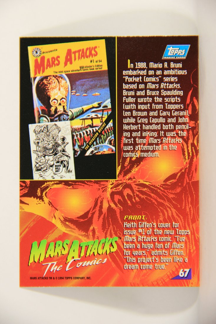 Mars Attacks 1994 Topps Trading Card #67 The Comics Issue Cover #1 ENG Artwork L007330