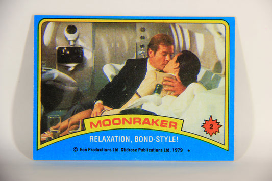 Moonraker James Bond 1979 Trading Card #2 Relaxation Bond-Style L013068