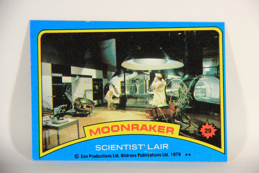 Moonraker James Bond 1979 Trading Card #29 Scientist' Lair L013095