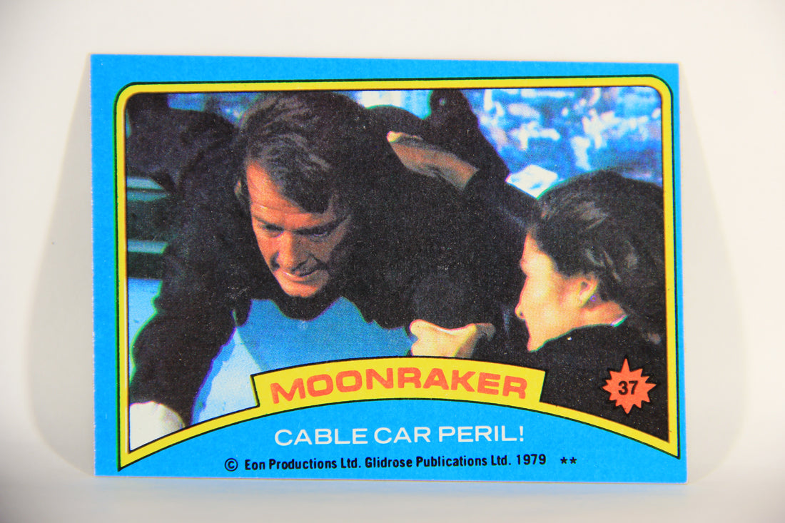 Moonraker James Bond 1979 Trading Card #37 Cable Car Peril L013103