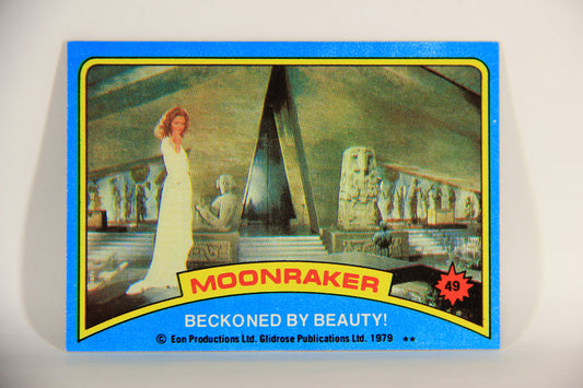 Moonraker James Bond 1979 Trading Card #49 Beckoned By Beauty L013115