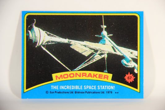 Moonraker James Bond 1979 Trading Card #67 The Incredible Space Station L013133