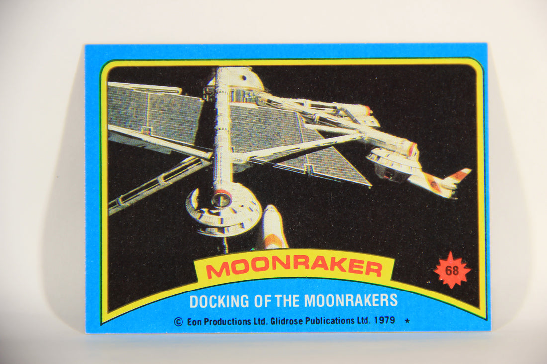 Moonraker James Bond 1979 Trading Card #68 Docking Of The Moonrakers L013134
