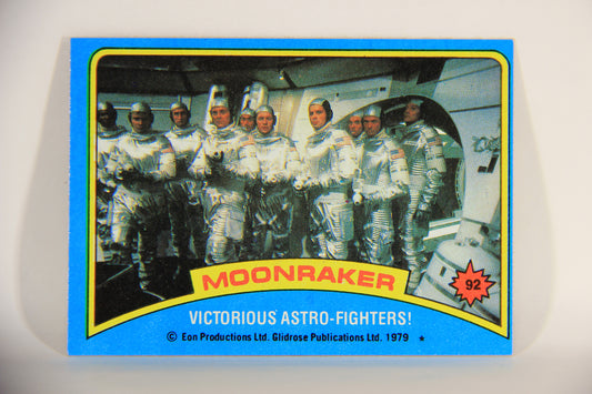 Moonraker James Bond 1979 Trading Card #92 Victorious Astro-Fighters L013158