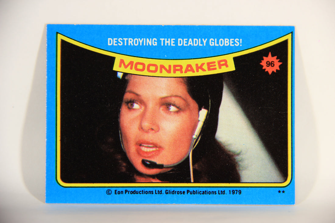 Moonraker James Bond 1979 Trading Card #96 Destroying The Deadly Globes L013162