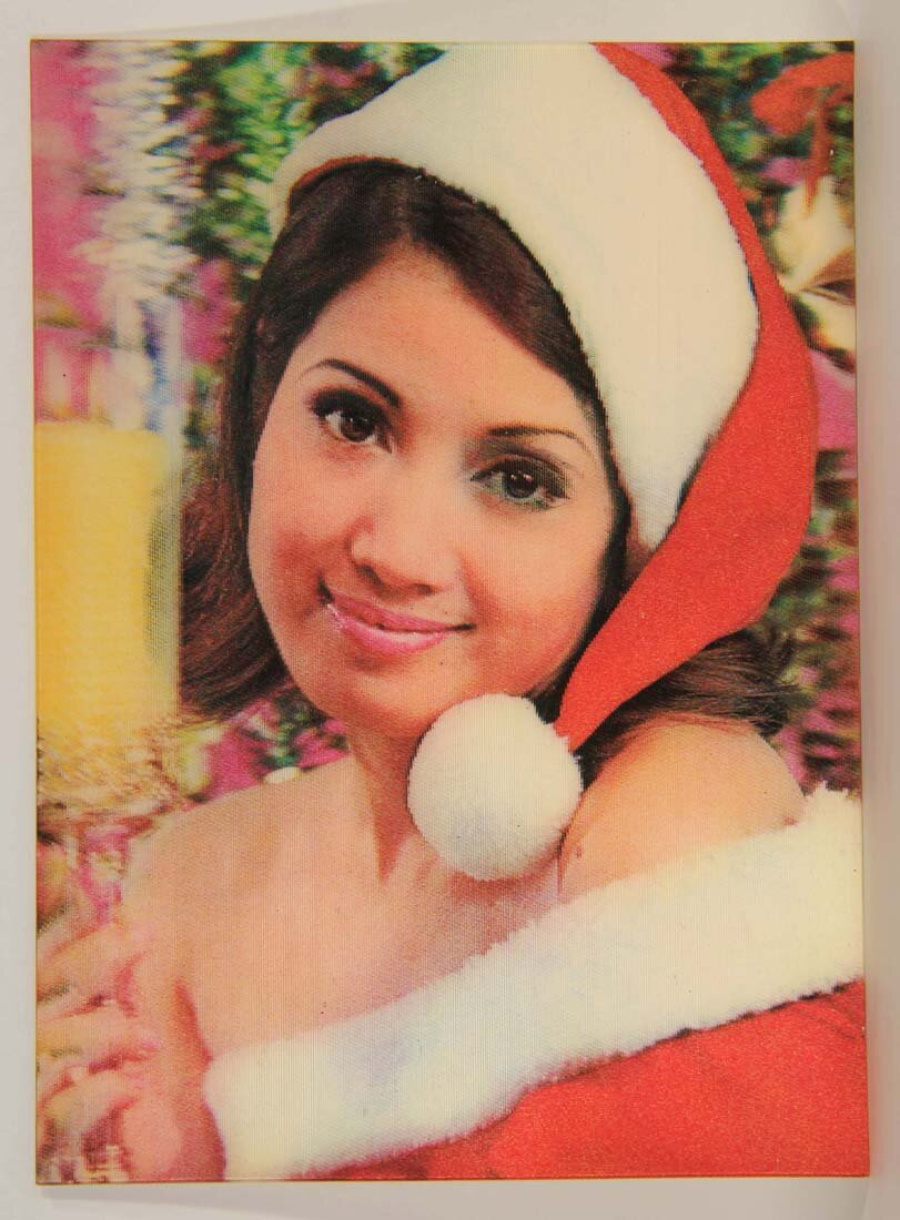 Vintage 3D Lenticular Postcard Japanese Girl Winking Santa Cloth L014128