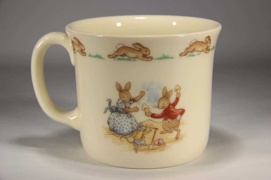 Royal Doulton Bunnykins Nursery Vintage Cup Fine Bone Porcelain L014179