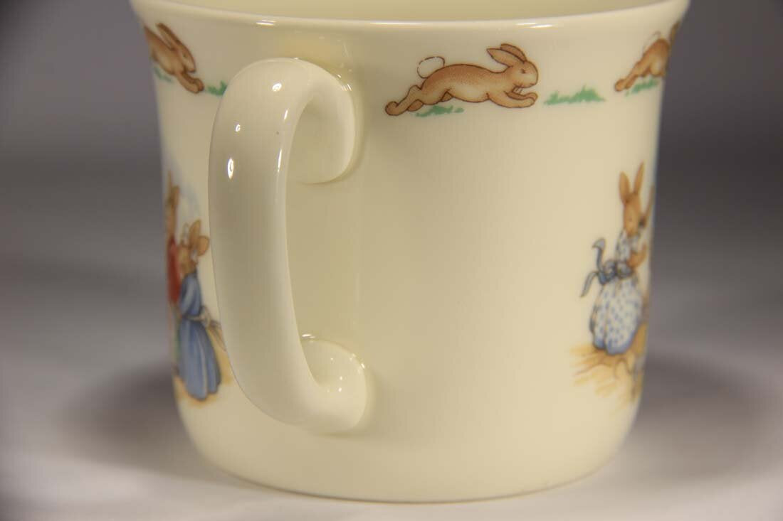 Royal Doulton Bunnykins Nursery Vintage Cup Fine Bone Porcelain L014179