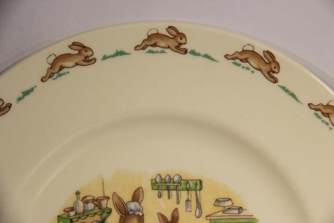Royal Doulton Bunnykins Nursery Vintage Plate Fine Bone Porcelain L014180