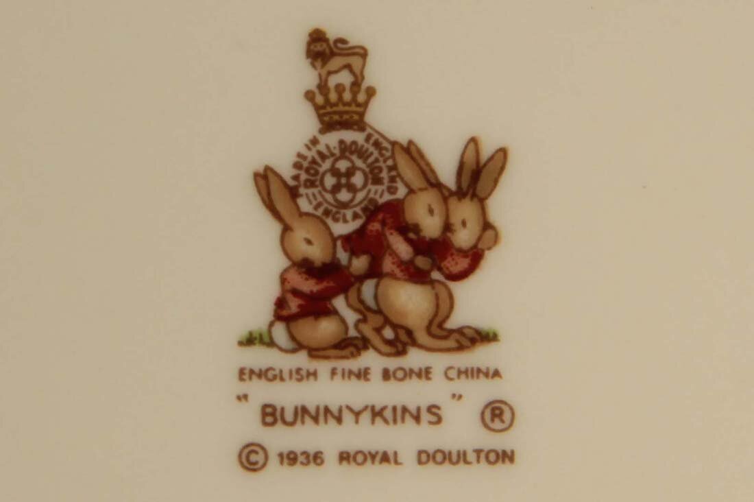 Royal Doulton Bunnykins Nursery Vintage Plate Fine Bone Porcelain L014181