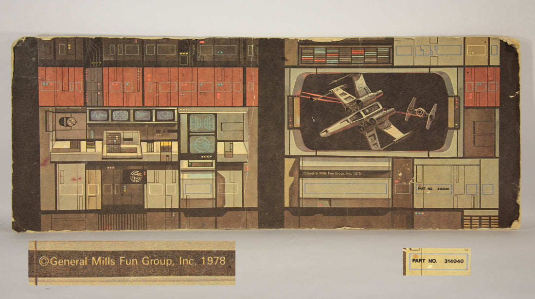 Star Wars 1978 Death Star Space Station Playset Cardboard Backdrop Lower Part L014439