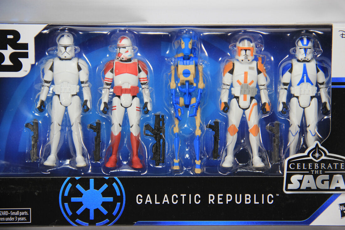 Star Wars Celebrate The Saga Galactic Republic 5-Pack 3.75 Figures MISB L014758