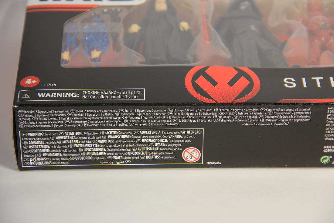 Star Wars Celebrate The Saga Sith 5-Pack 3.75 Action Figures Pristine MISB L015100