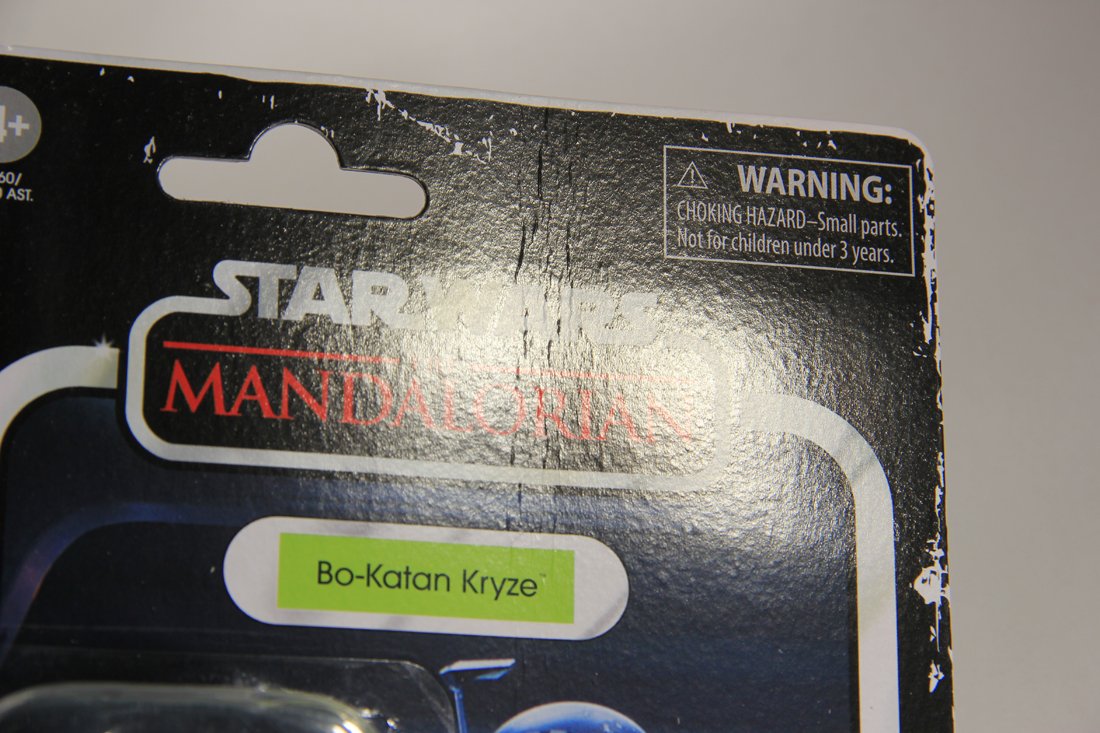 Star Wars Bo-Katan Kryze The Retro Collection The Mandalorian Action Figure MOC L015666