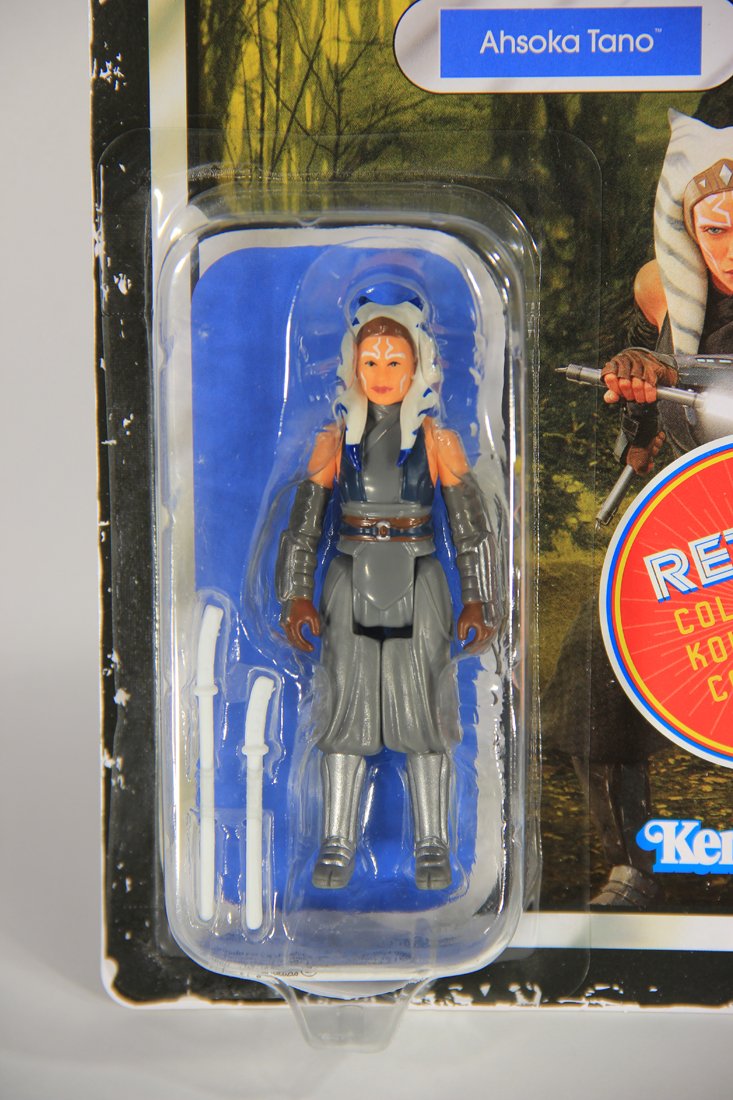 Star Wars Ahsoka Tano The Retro Collection The Mandalorian Action Figure MOC L015667