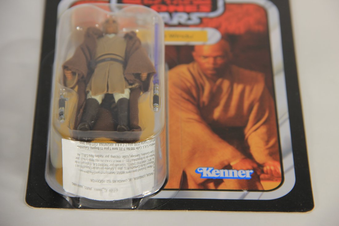 Star Wars Mace Windu Vintage Collection VC35 AOTC Action Figure Reissue L018132