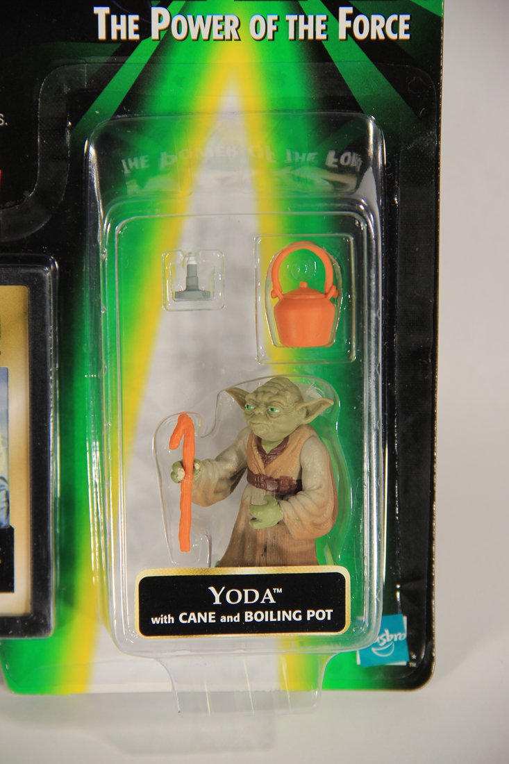 Star Wars Yoda 1998 POTF Figure FlashBack Photo ENG Card From Hong Kong Hasbro Store MOC L015713