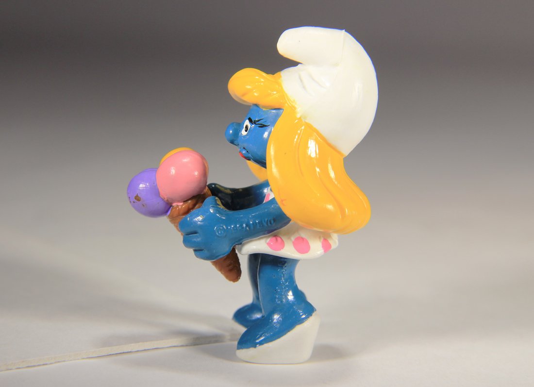 Smurfs 20190 Ice Cream Smurfette 1984 Vintage Figure PVC Toy Figurine Peyo Schtroumpfs L015769