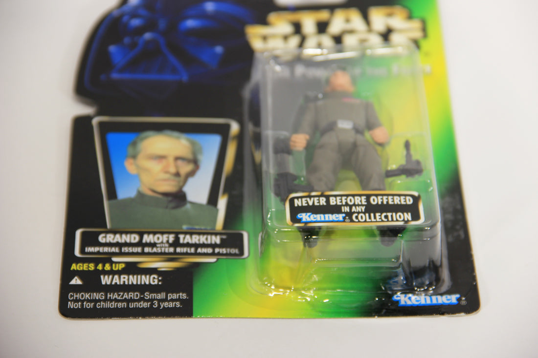 Star Wars Grand Moff Tarkin 1996 POTF Action Figure ENG Card Collection 3  MOC L015862